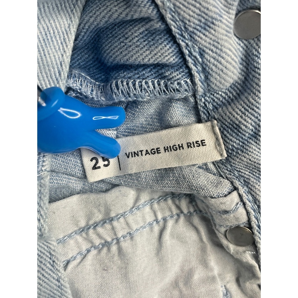 PacSun Women's 25 Vintage High Rise Light Wash Crisscross Raw Hem Denim Shorts - Picture 15 of 16